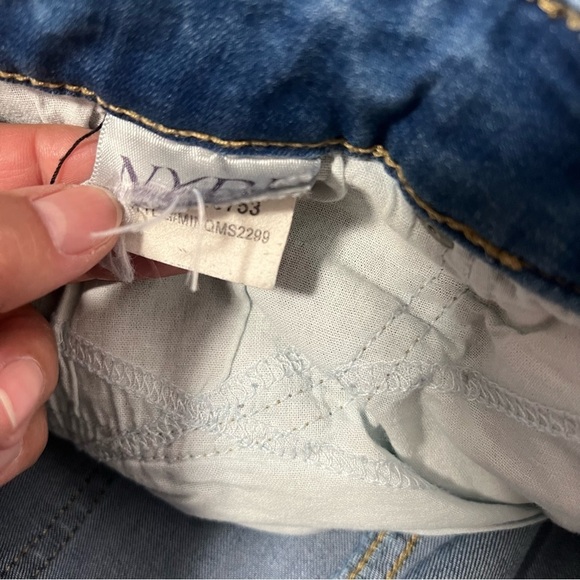 NYDJ Women’s Lift X Tuck Technology Size 12 Marilyn Straight Leg Jeans Casual - Picture 7 of 12